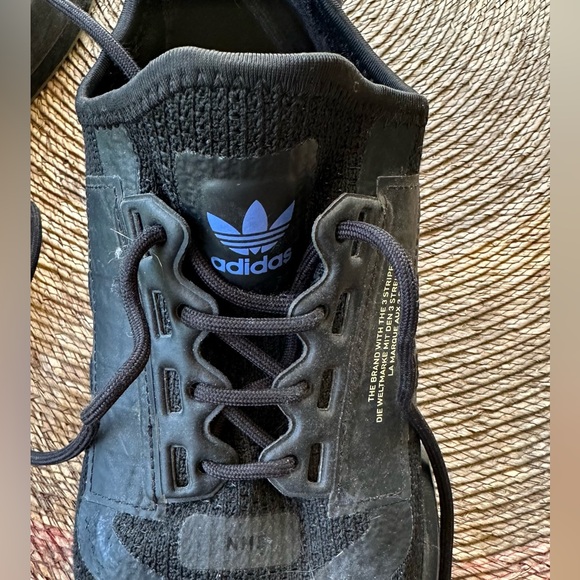 ADIDAS ADULT 6.5 sneakers 3 strips, black, - Picture 3 of 7